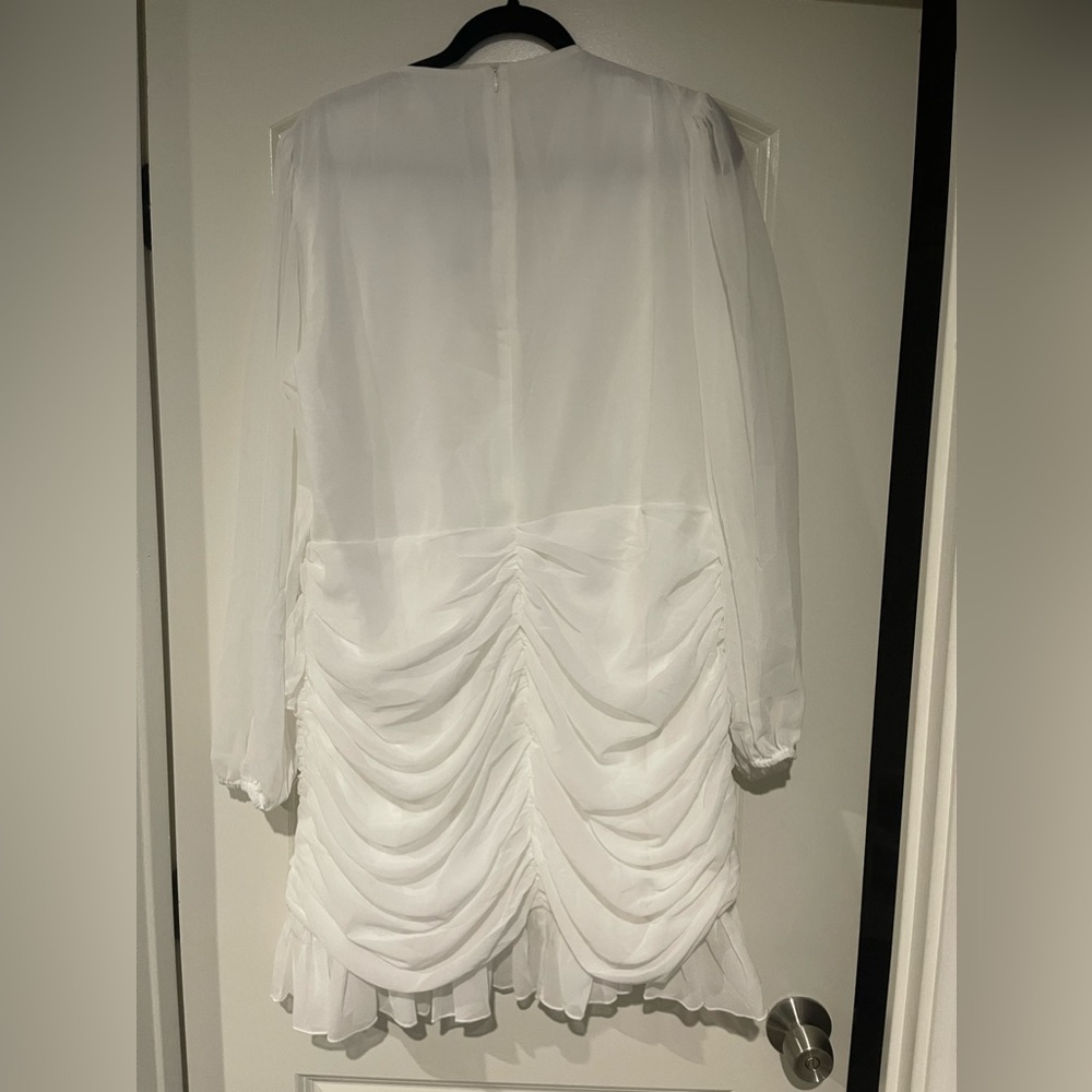 SHOWPO DRESS - Picture 2 of 5